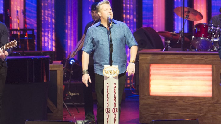 2014 MDA Telethon to Feature Performances by Rascal Flatts, Sara Evans
