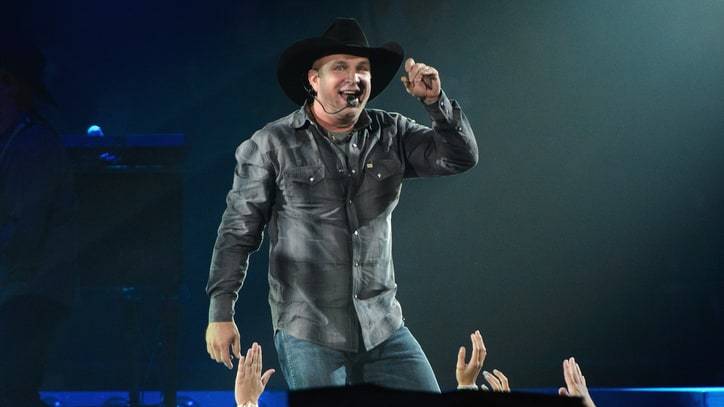 Garth Brooks World Tour: See Photos From Opening Night