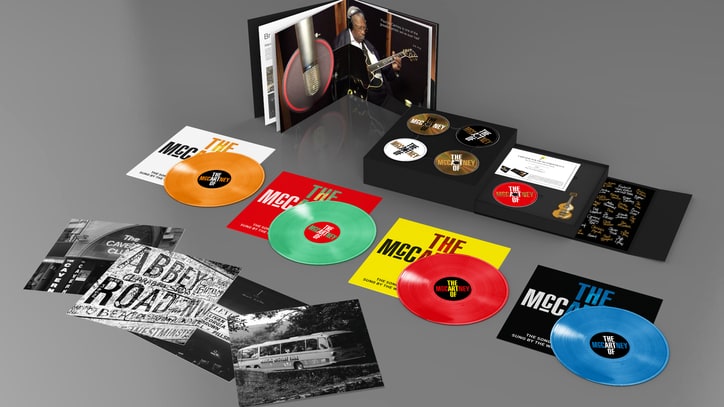 Watch the Cure Cover the Beatles' 'Hello, Goodbye'