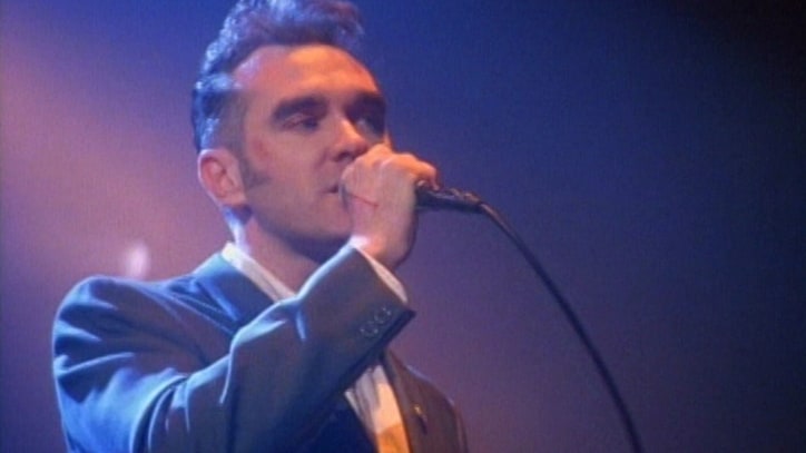 Watch Morrissey Croon 'Jack the Ripper' on 1995 U.K. Tour