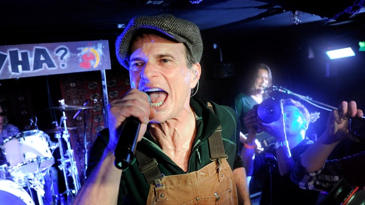 Flashback: Van Halen Play a Tiny Basement Club In 2012