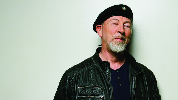 Hear Richard Thompson Lead His Whole Family Through 'One Life at a Time'