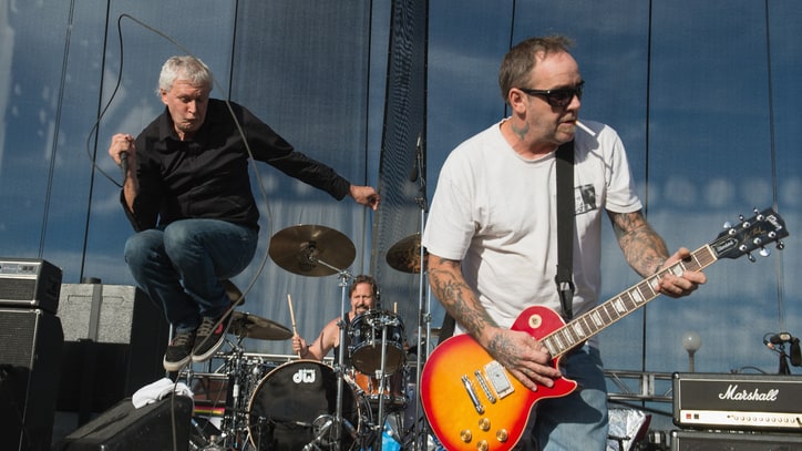 Guided by Voices Break Up, Cancel Tour
