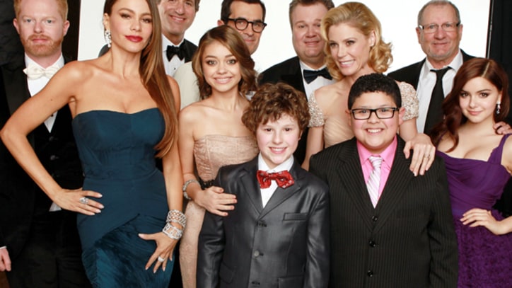 'Modern Family' Cast Ends Salary Scuffle, Agrees To New Contracts