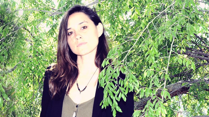 Warpaint's Theresa Wayman Turns Down and Grunges Up