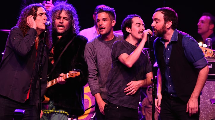 Watch Brian Wilson, Weird Al, Conan Salute George Harrison at George Fest