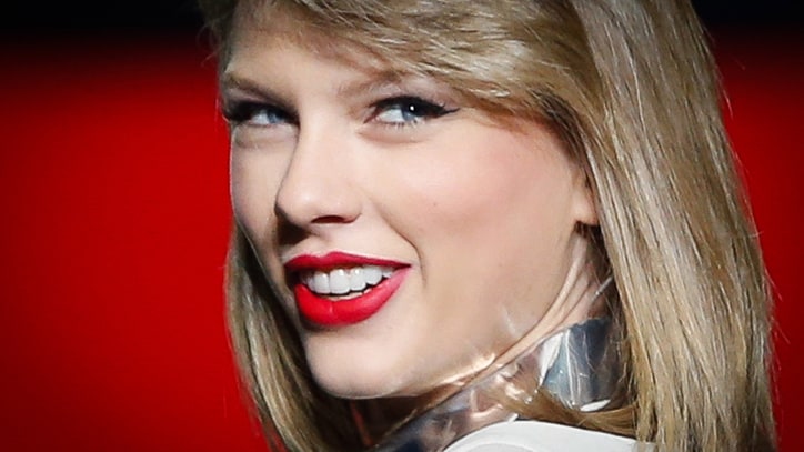 Can Taylor Swift's '1989' Save Ailing Music Industry?