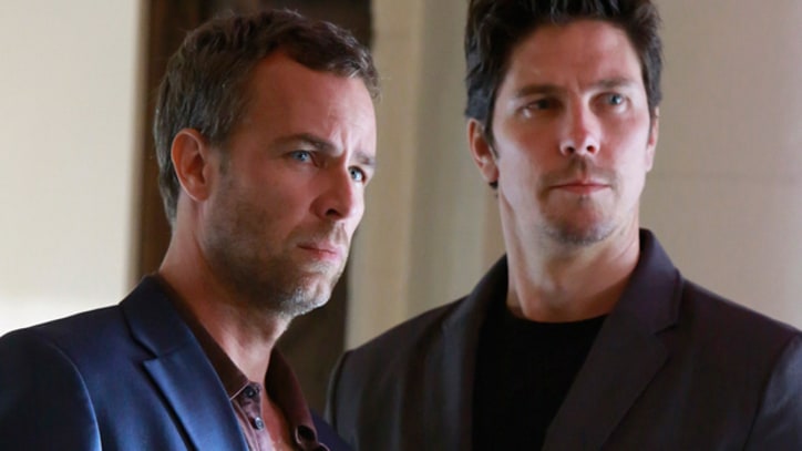 'Revenge' Recap: Hostile Takeovers