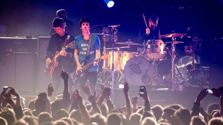 See Noel Gallagher Join Johnny Marr for Electric Iggy Pop and Smiths Covers
