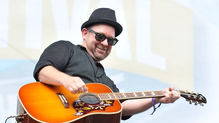Watch Kristian Bush Bust Sweet Dance Moves in 'Trailer Hitch'