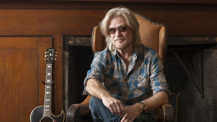 'Hall-oween and Oates': Daryl Hall Opens New Venue With Spooky Show
