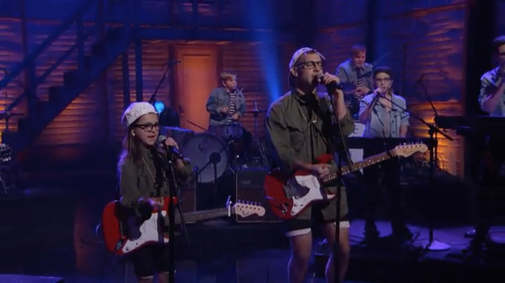 Bleachers Enlist Pint-Sized Look-Alikes for 'Conan'
