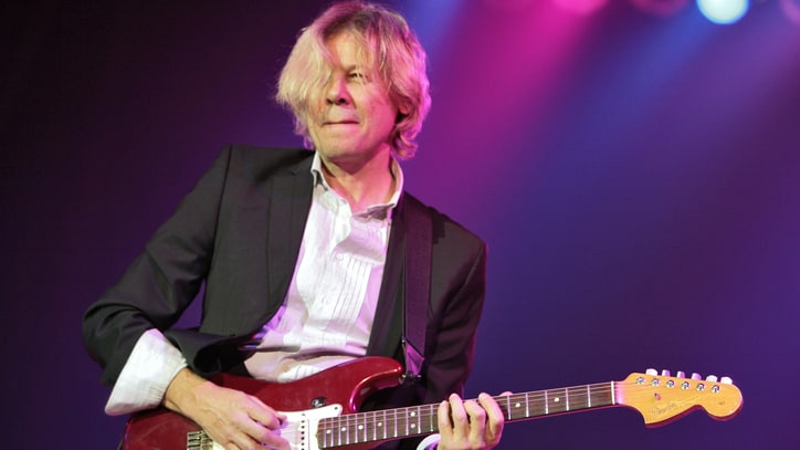 Rod Stewart Sideman and Jazz Guitarist Jeff Golub Dead at 59