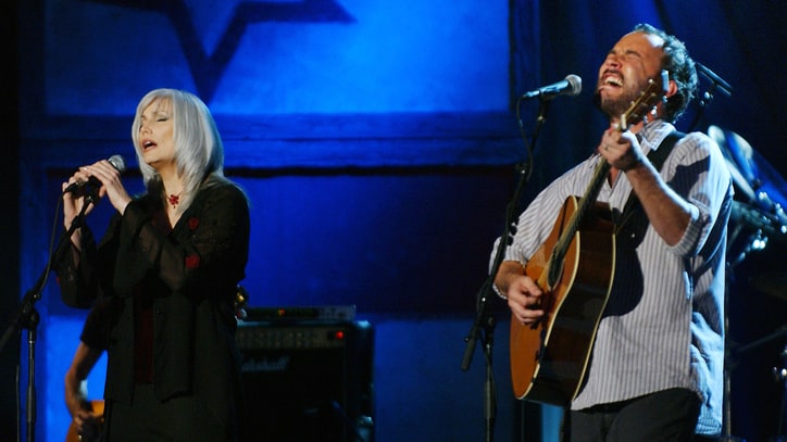 Flashback: Dave Matthews Salutes Cash in Haunting Duet With Emmylou Harris