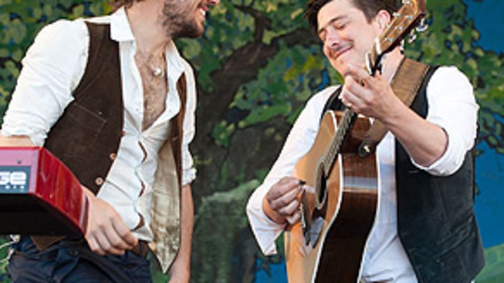 Mumford and Sons, Band of Joy and More Rock the New Orleans Jazz and Heritage Festival