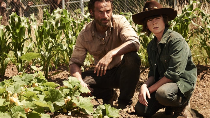 'Walking Dead' Season Premiere Recap: It’s Raining Zombies!