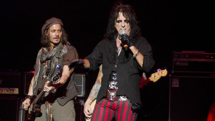 Alice Cooper on Playing With Johnny Depp: 'He Never Makes It About Him'