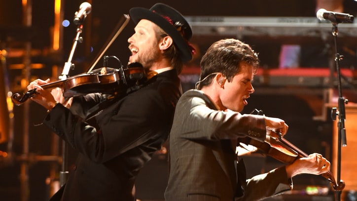 Old Crow Medicine Show Reflect on Grammy Win, Nashville Isolation