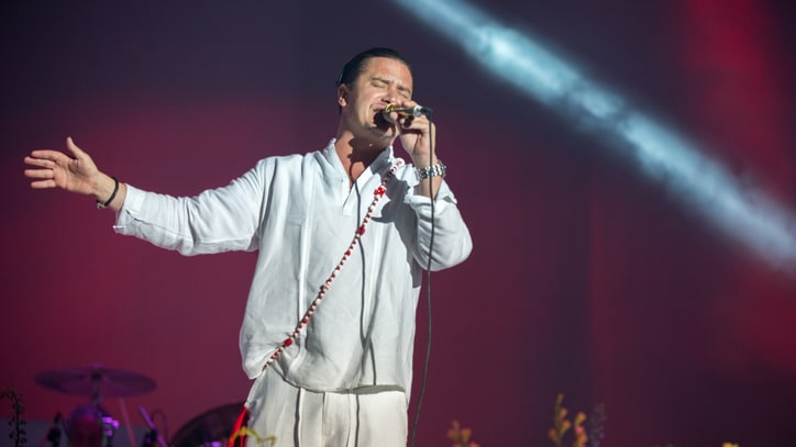 See Faith No More Play Crushing New Song 'Cone of Shame'