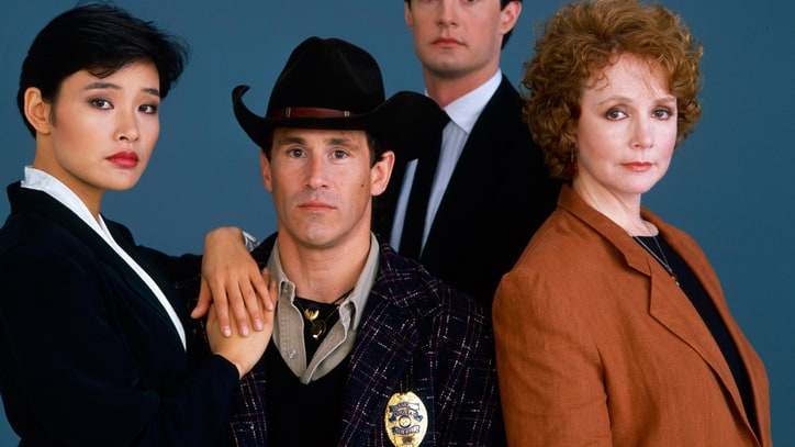 New 'Twin Peaks' Box Set to Include 90 Minutes of Unseen Footage