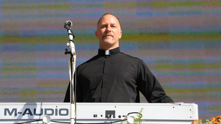 Faith No More Keyboardist Plans 'Sasquatch Love Story' Opera