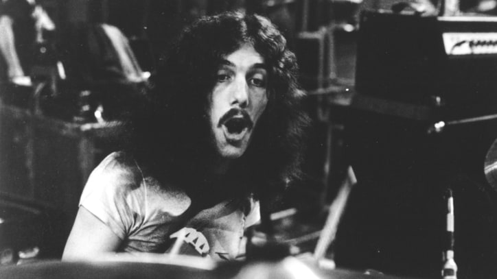 Lynyrd Skynyrd Drummer Bob Burns Dead at 64