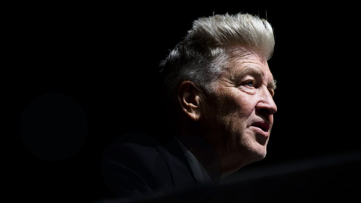 See 'Twin Peaks' Cast Quirkily Protest David Lynch's Exit From Revival