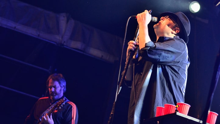 Jewel and Thompson Square Bring Country Color to Blues Traveler Album
