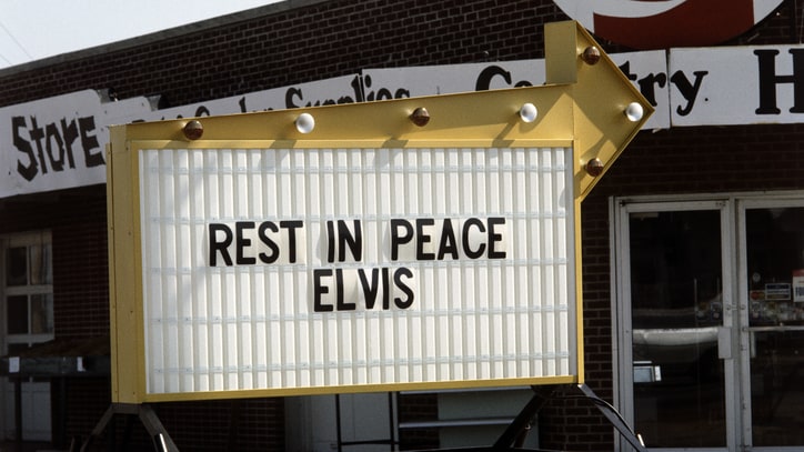 Elvis Presley: Funeral in Memphis