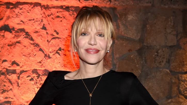 Courtney Love Biographer Sues Singer for Breach of Contract