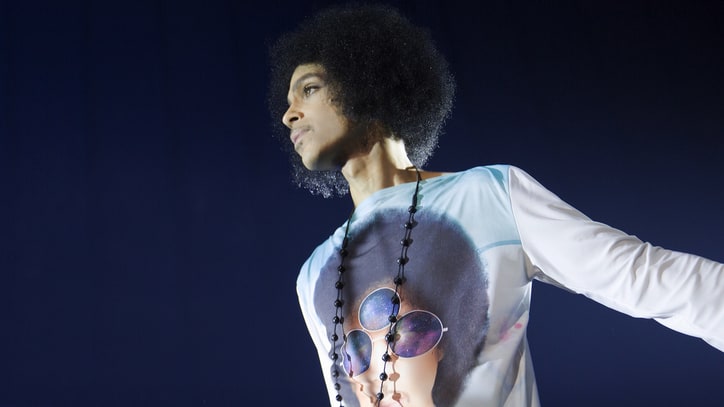 Prince Promotes Peace at Baltimore Show: 'The System Is Broken'