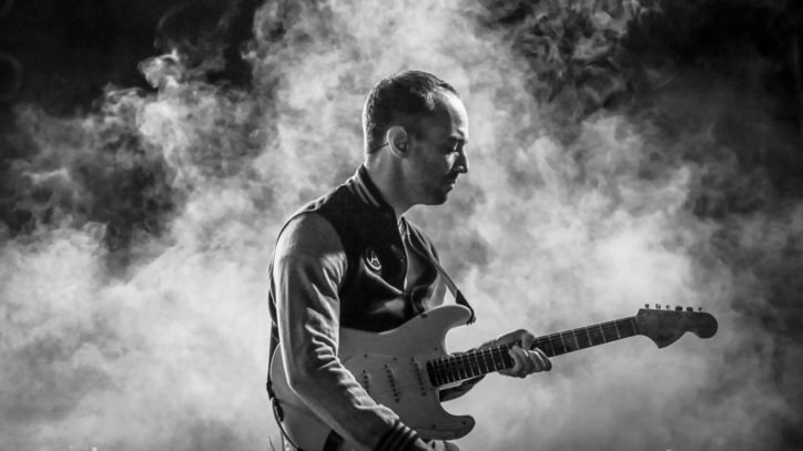 Albert Hammond, Jr. Channels Television for 'Born Slippy'