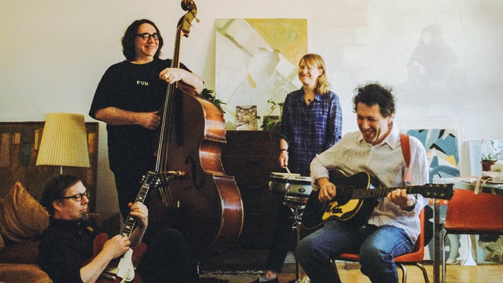 Yo La Tengo Cover Themselves on New Album 'Stuff Like That There'