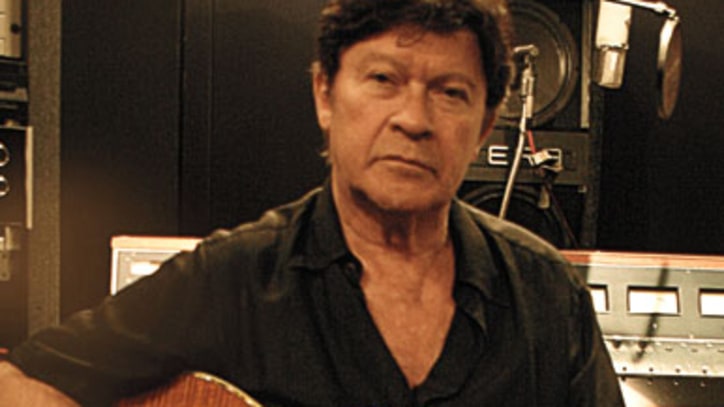 Robbie Robertson Celebrates Creative Rebirth With New Set