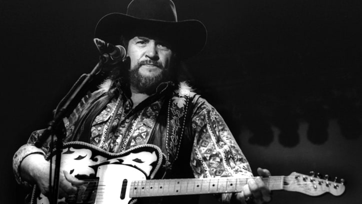 Waylon Jennings Tribute Reunites the Surviving Highwaymen