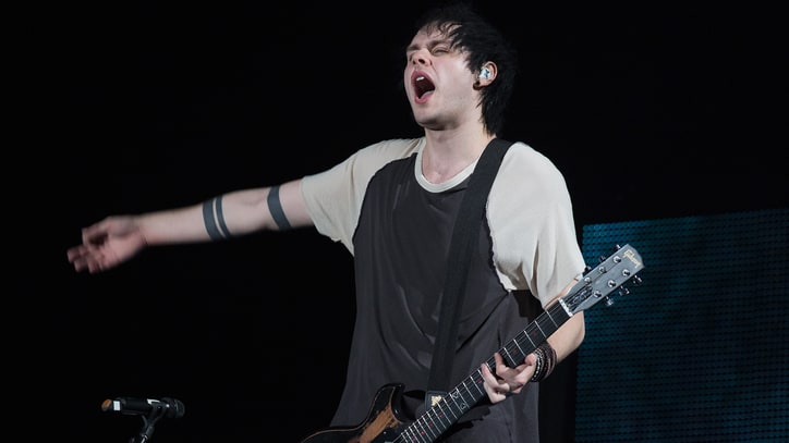 5 Seconds of Summer Guitarist Catches Fire Onstage