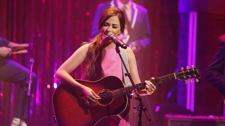 Watch Kacey Musgraves Flaunt Her 'Pageant Material' on 'The View'
