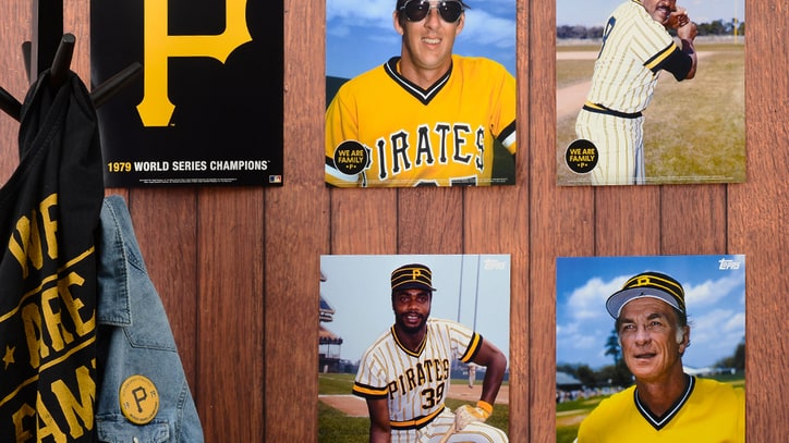 Topps Goes Back to the Future With the Archives Collection