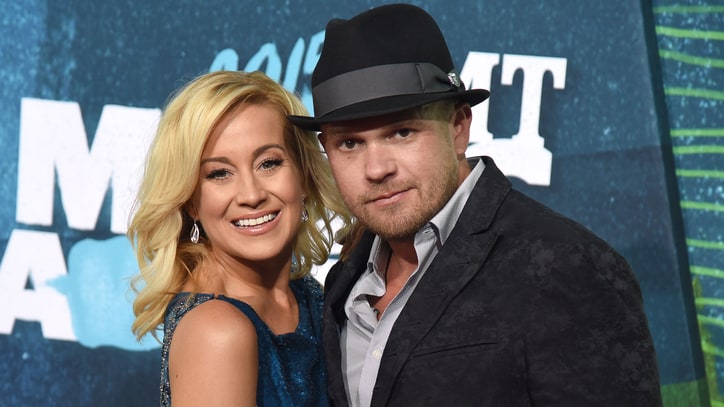 Kellie Pickler on the Kardashians and Reality Show Anxiety