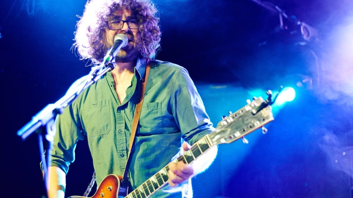 Lou Barlow Announces 'Transitional' New Solo LP 'Brace the Wave'