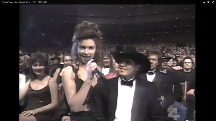 Flashback: See Shania Twain Flirt With Johnny Cash, Tim McGraw at CMAs
