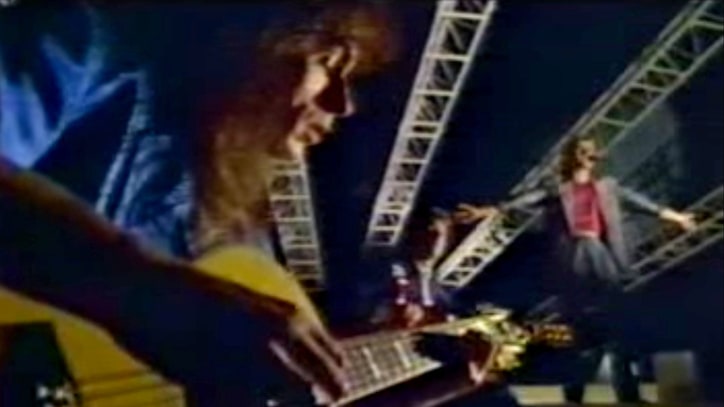 Flashback: Steve Howe and Steve Hackett Supergroup Scores Unlikely Hit