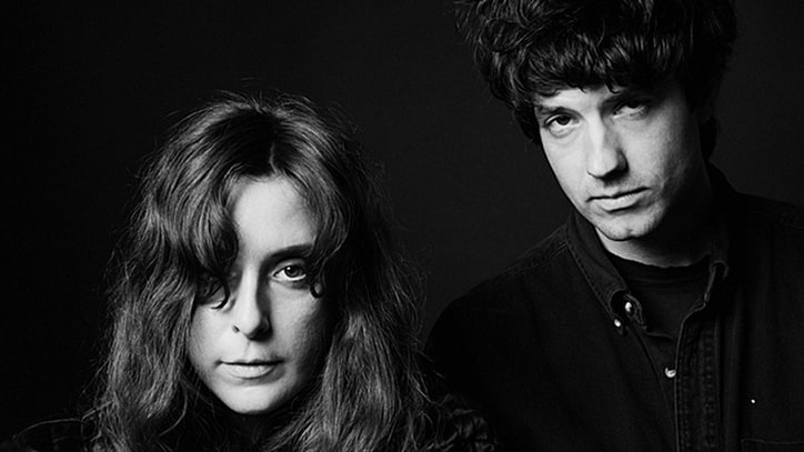 Beach House on Fighting Formula, Avoiding Easy Answers
