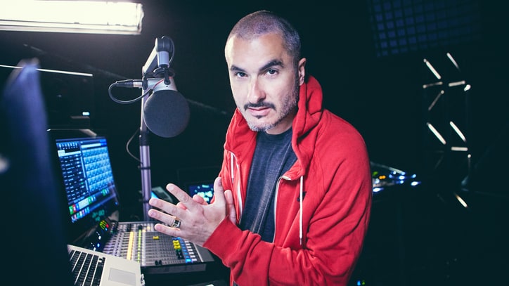 How Beats 1 DJs Like Josh Homme and Pharrell Are Reinventing Radio