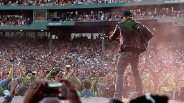 Superstars Take On Risk, Reward of Stadium Show Resurgence