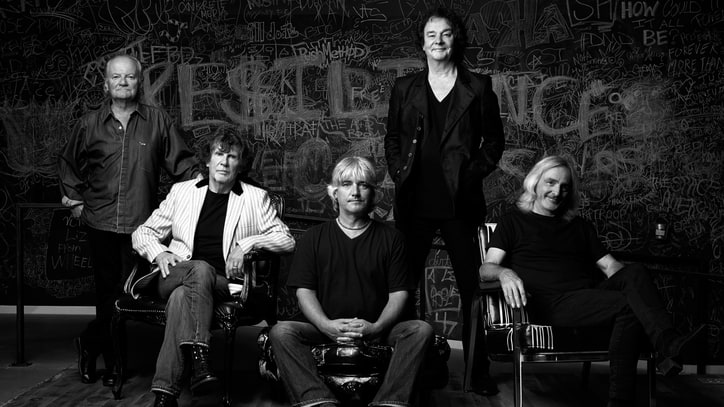 The Zombies on 'Time of the Season,' Borrowing Beatles' Gear, New LP