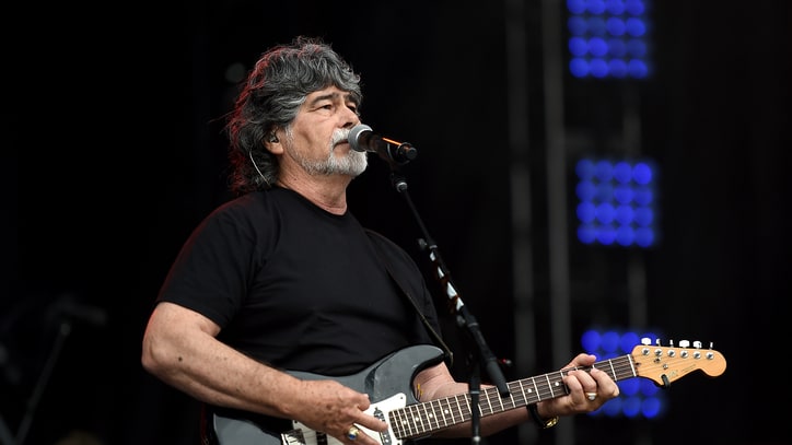 Hear Alabama, Alison Krauss Duet on Romantic 'Come Find Me'