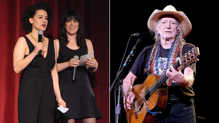 'Late Show' Second Week: Willie Nelson,'Broad City,' Bernie Sanders