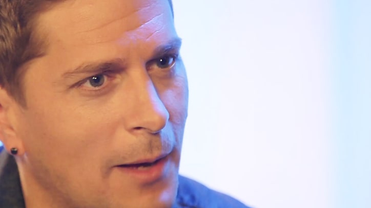 Watch Rob Thomas Talk Rock-Star Excess, Matchbox Twenty Success, New LP