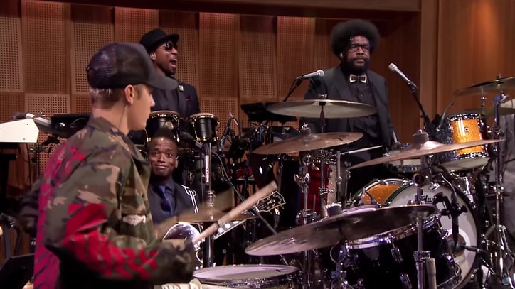 Watch Justin Bieber, Questlove Battle in Drum-Off Rematch on 'Fallon'